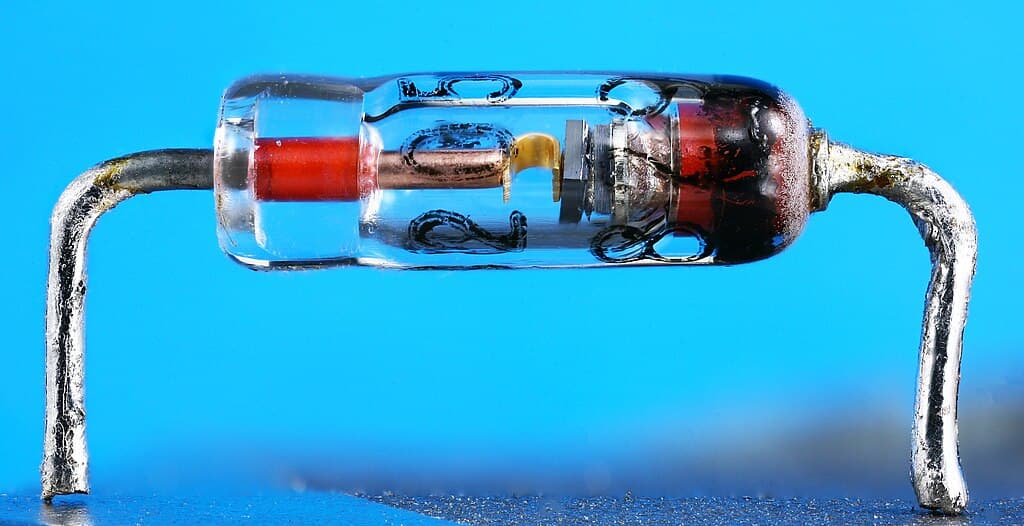 A simple homopolar motor